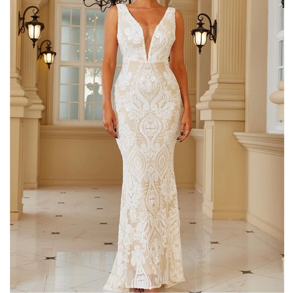Beautiful White Love & Lemonade Evening Gown / Wedding Dress - Size Medium 🕊️